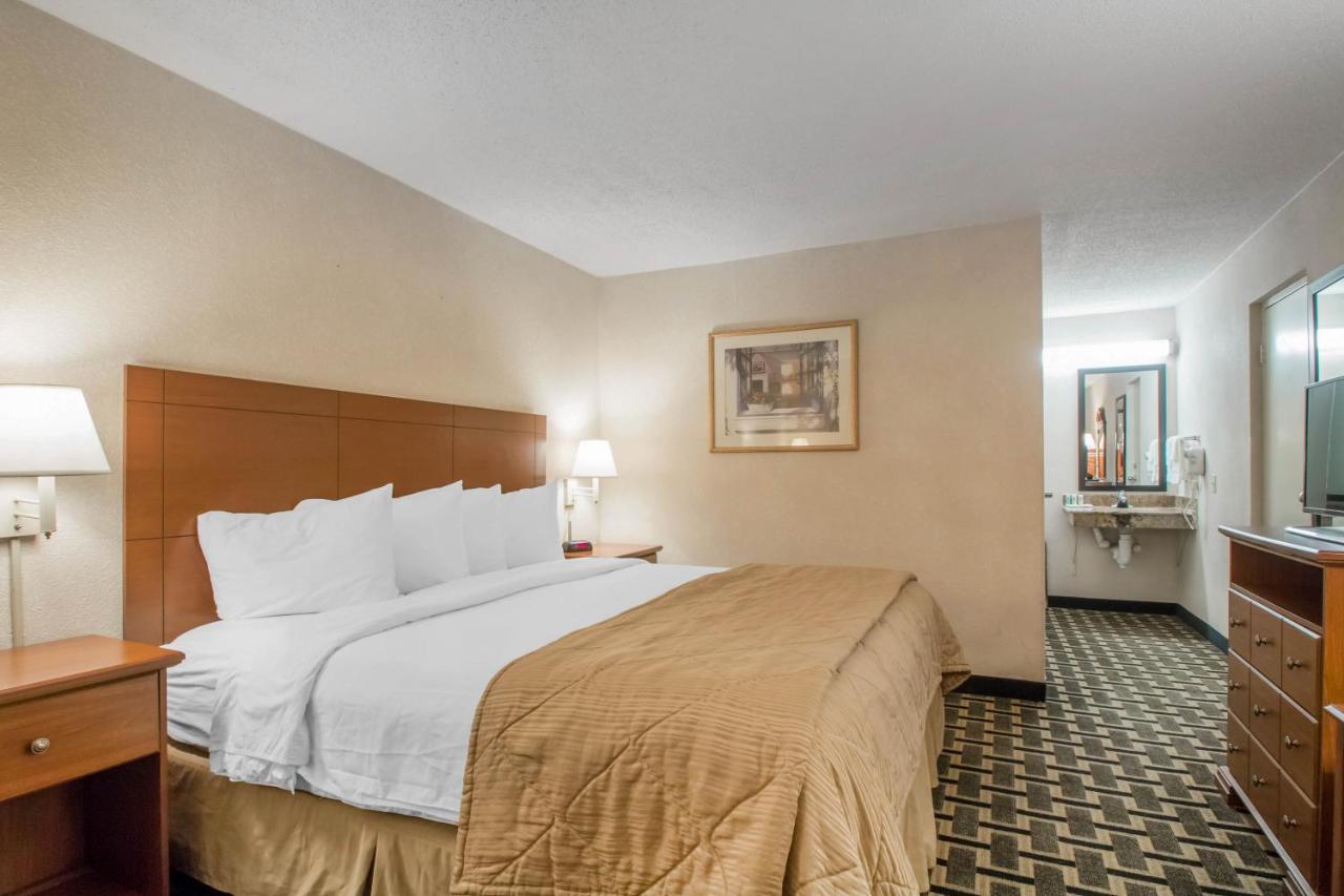 Quality Inn & Suites Ріджленд Екстер'єр фото
