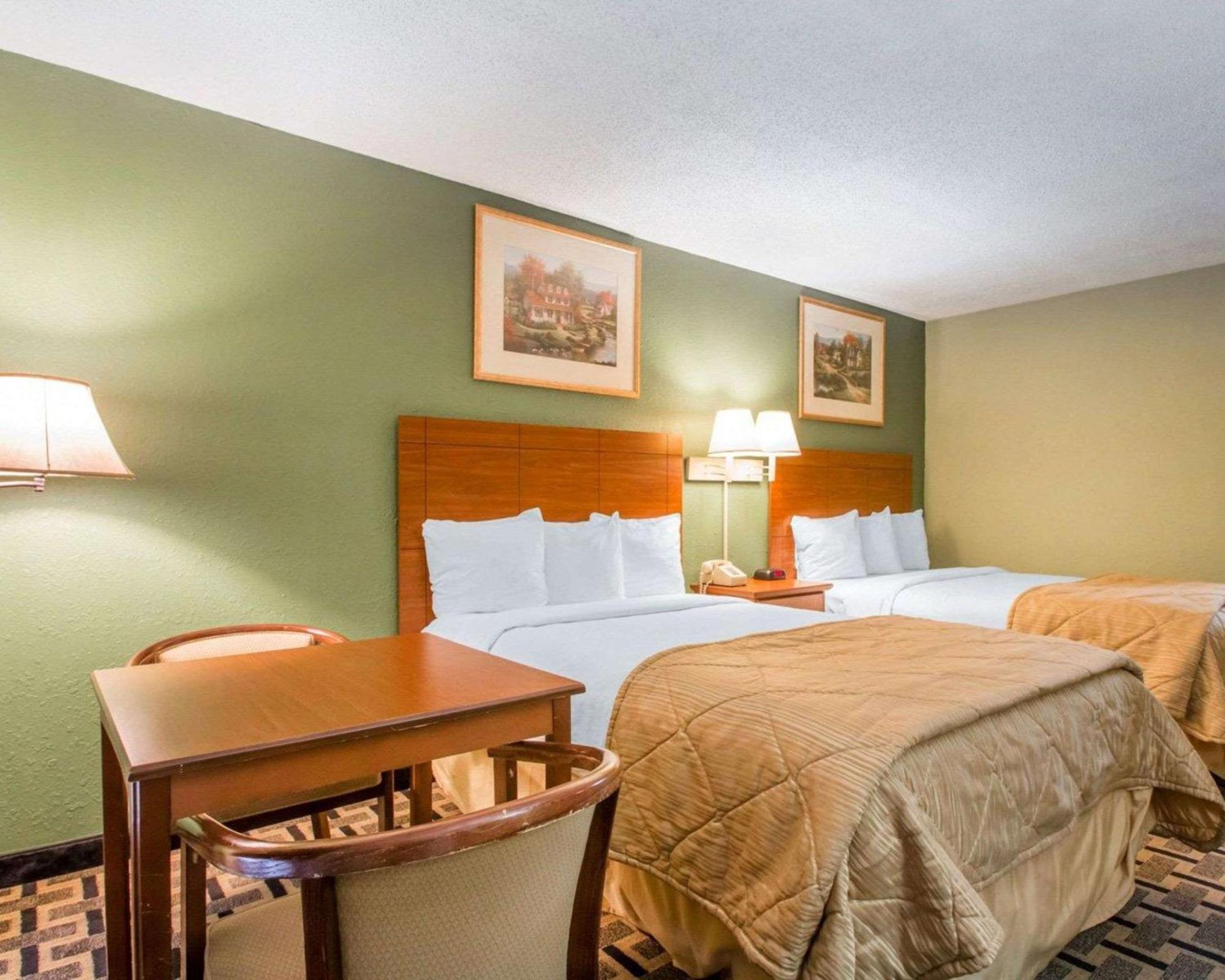 Quality Inn & Suites Ріджленд Екстер'єр фото